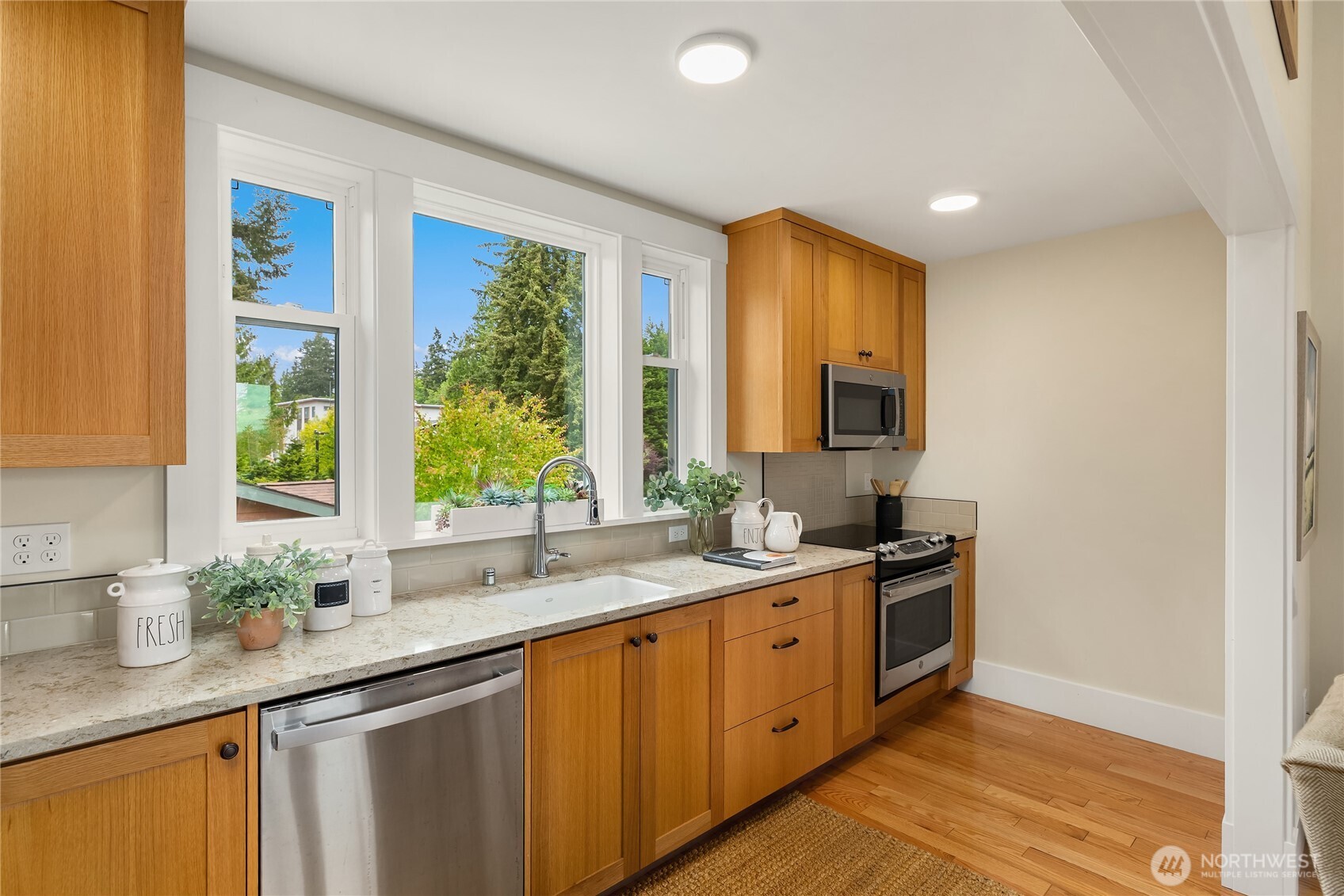 565 Ericksen Avenue NE, Bainbridge Island, WA 98110