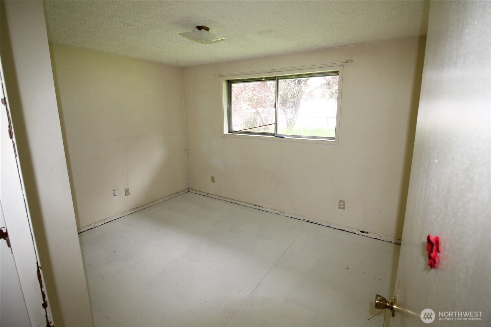 9513 NE Burton Road , Vancouver, WA 98662