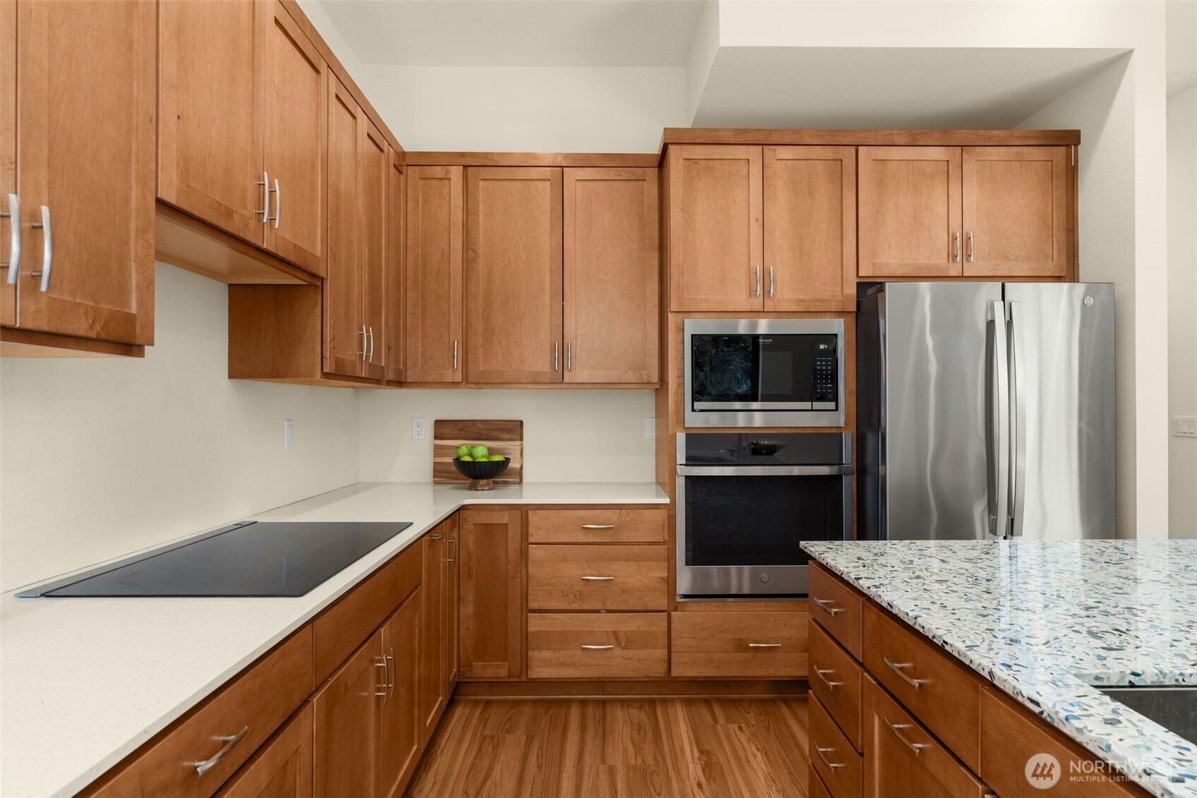 10143 Battle Point Drive NE, Bainbridge Island, WA 98110