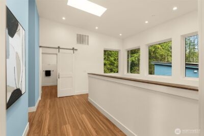 10143 Battle Point Drive NE, Bainbridge Island, WA 98110 - Photo 18