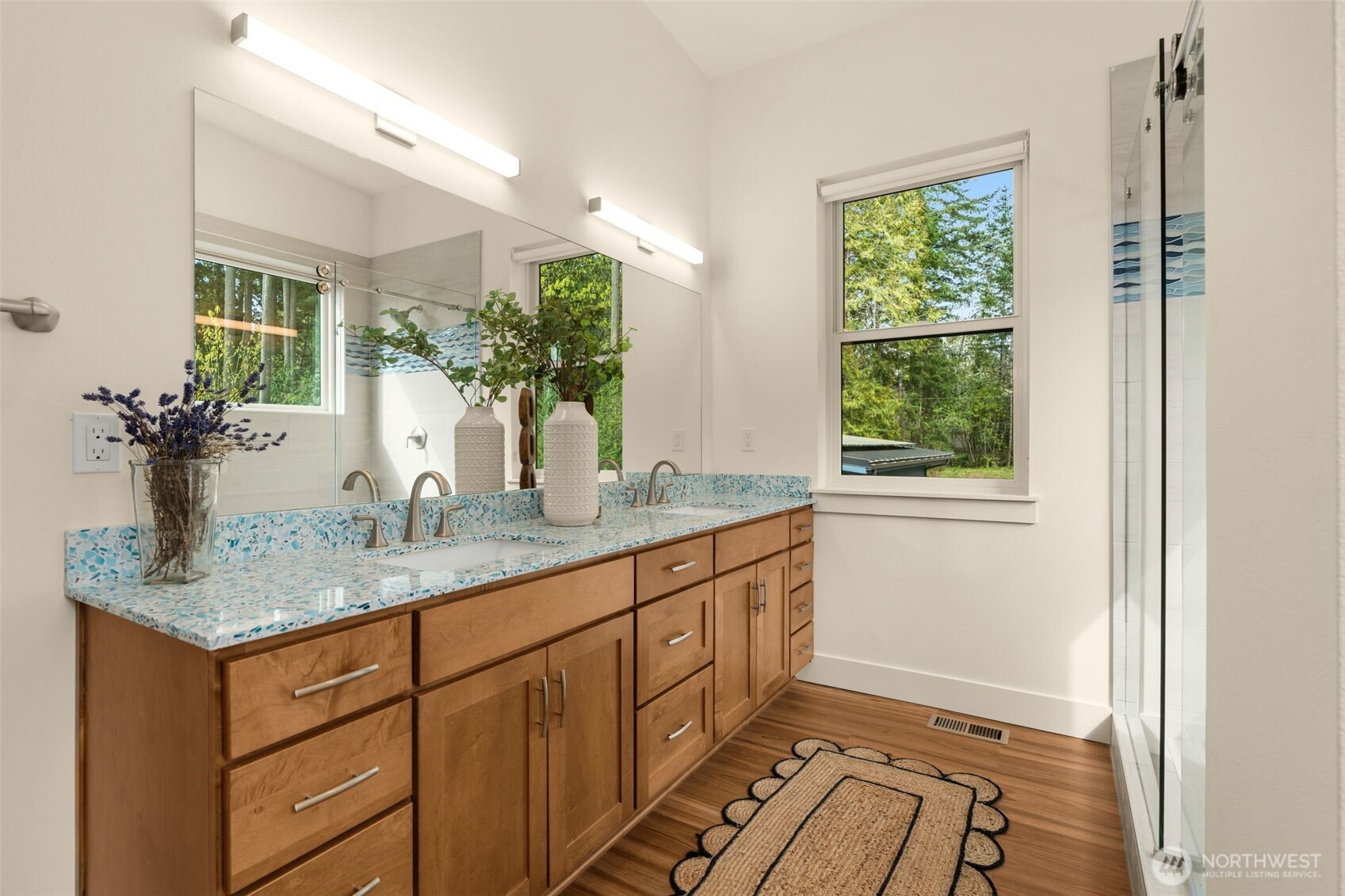 10143 Battle Point Drive NE, Bainbridge Island, WA 98110