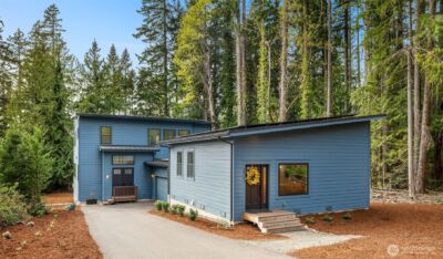 10143 Battle Point Drive NE, Bainbridge Island, WA 98110 - Photo 4