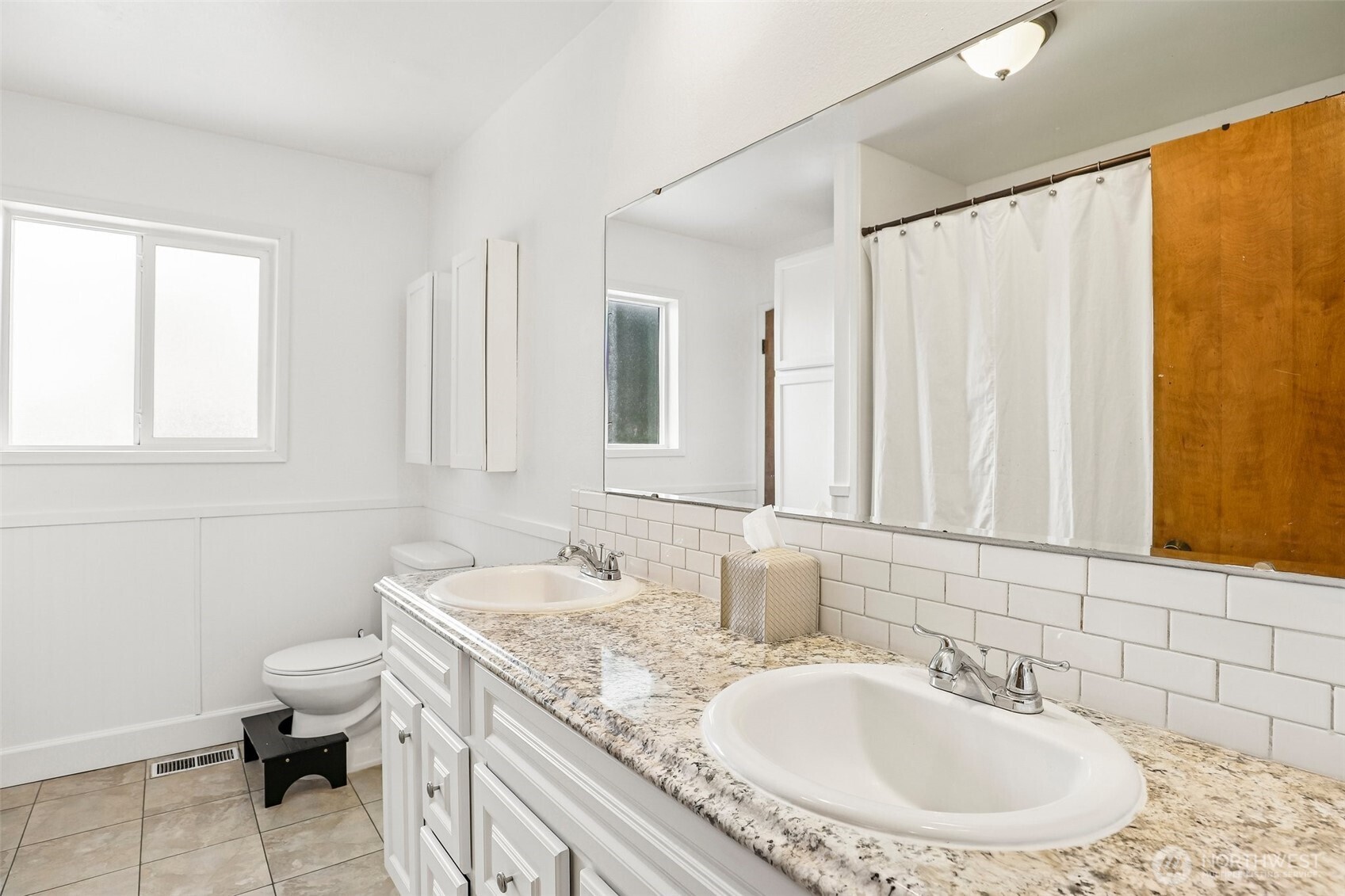 7017 NE 2nd Avenue , Vancouver, WA 98665
