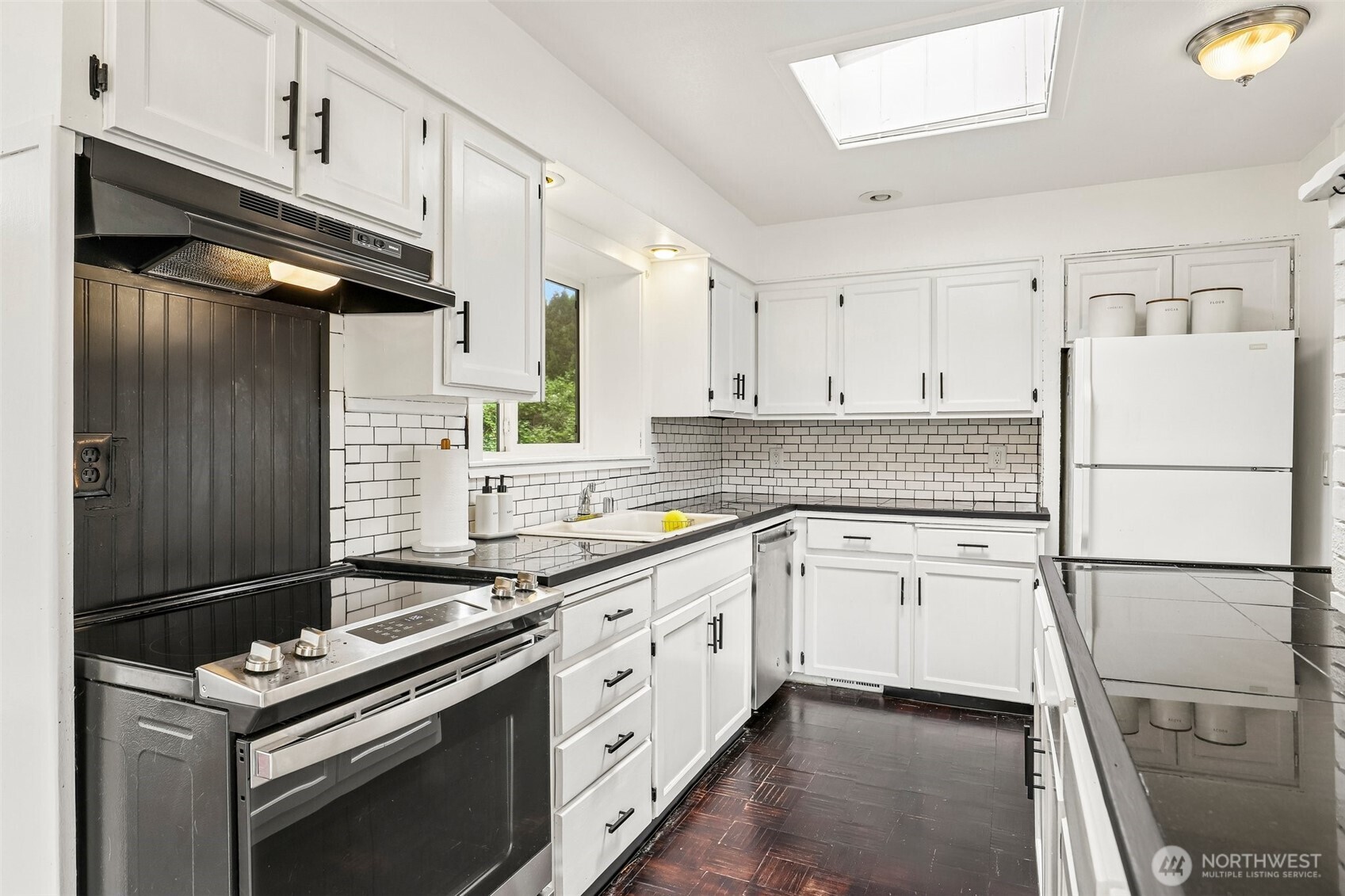 7017 NE 2nd Avenue , Vancouver, WA 98665