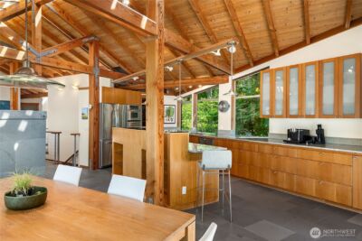 16221 Reitan Road NE, Bainbridge Island, WA 98110 - Photo 20