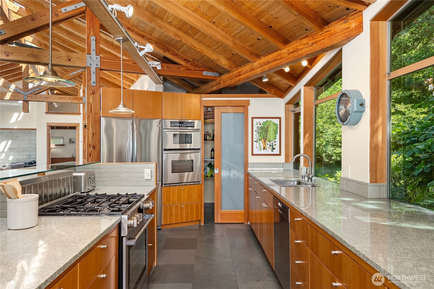 16221 Reitan Road NE, Bainbridge Island, WA 98110