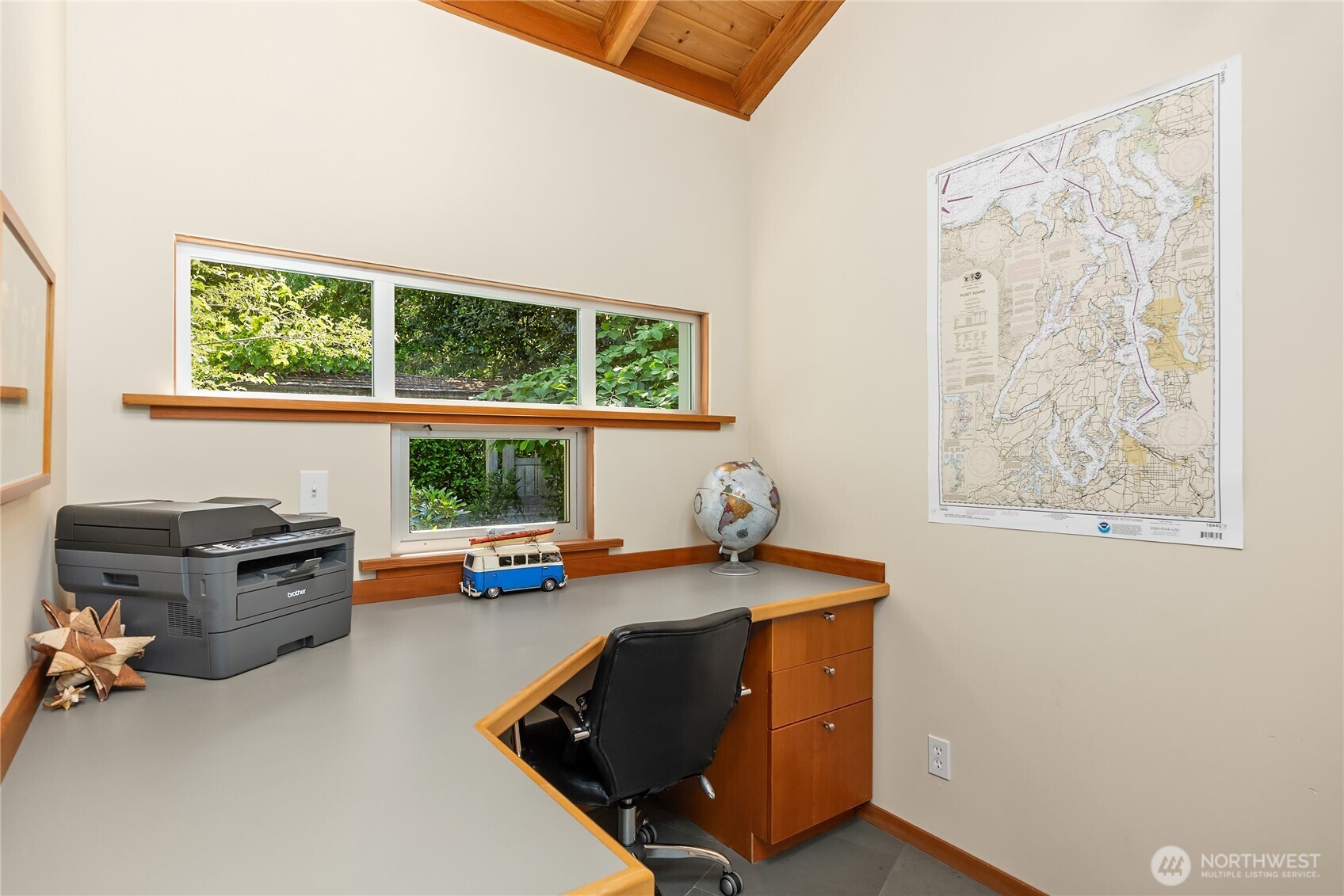 16221 Reitan Road NE, Bainbridge Island, WA 98110