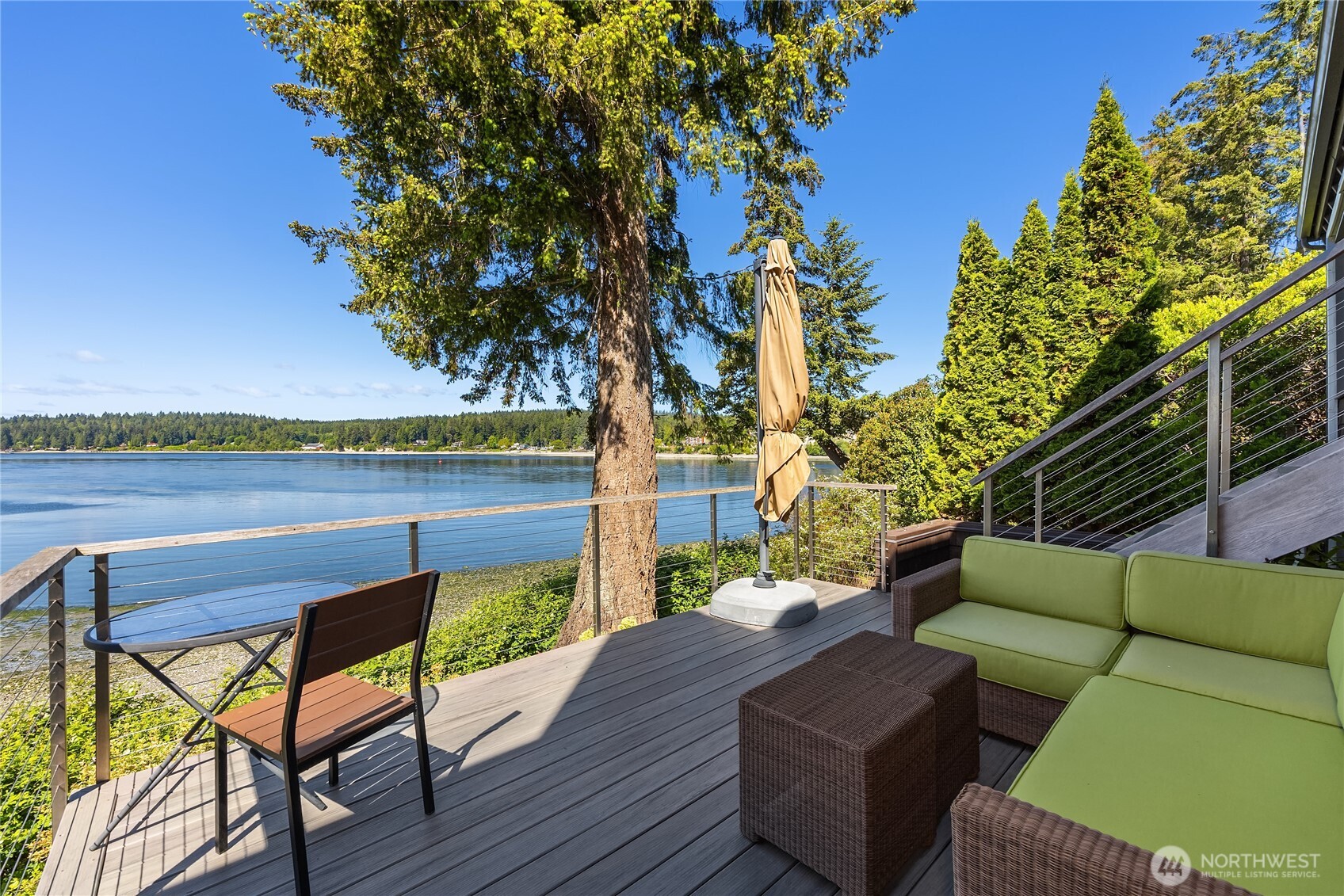16221 Reitan Road NE, Bainbridge Island, WA 98110