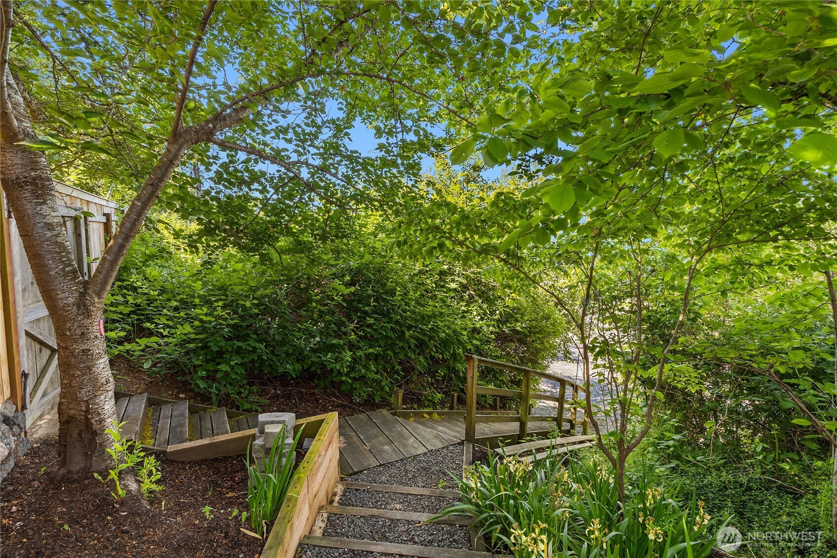 16221 Reitan Road NE, Bainbridge Island, WA 98110