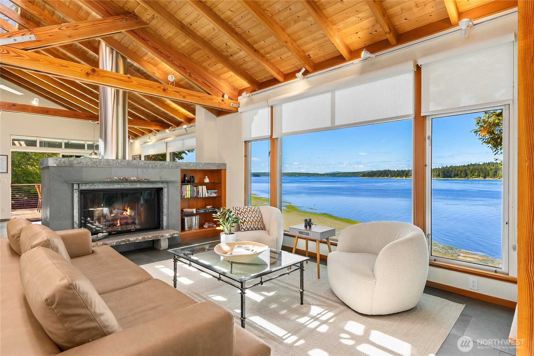 16221 Reitan Road NE, Bainbridge Island, WA 98110