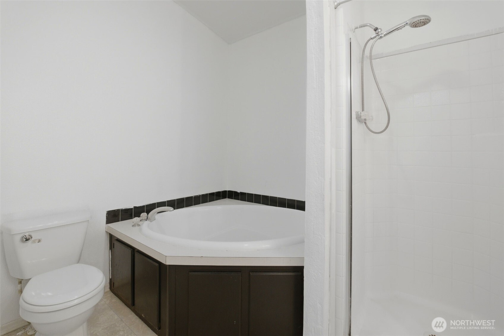 15511 Bay Ridge Drive NW, Poulsbo, WA 98370