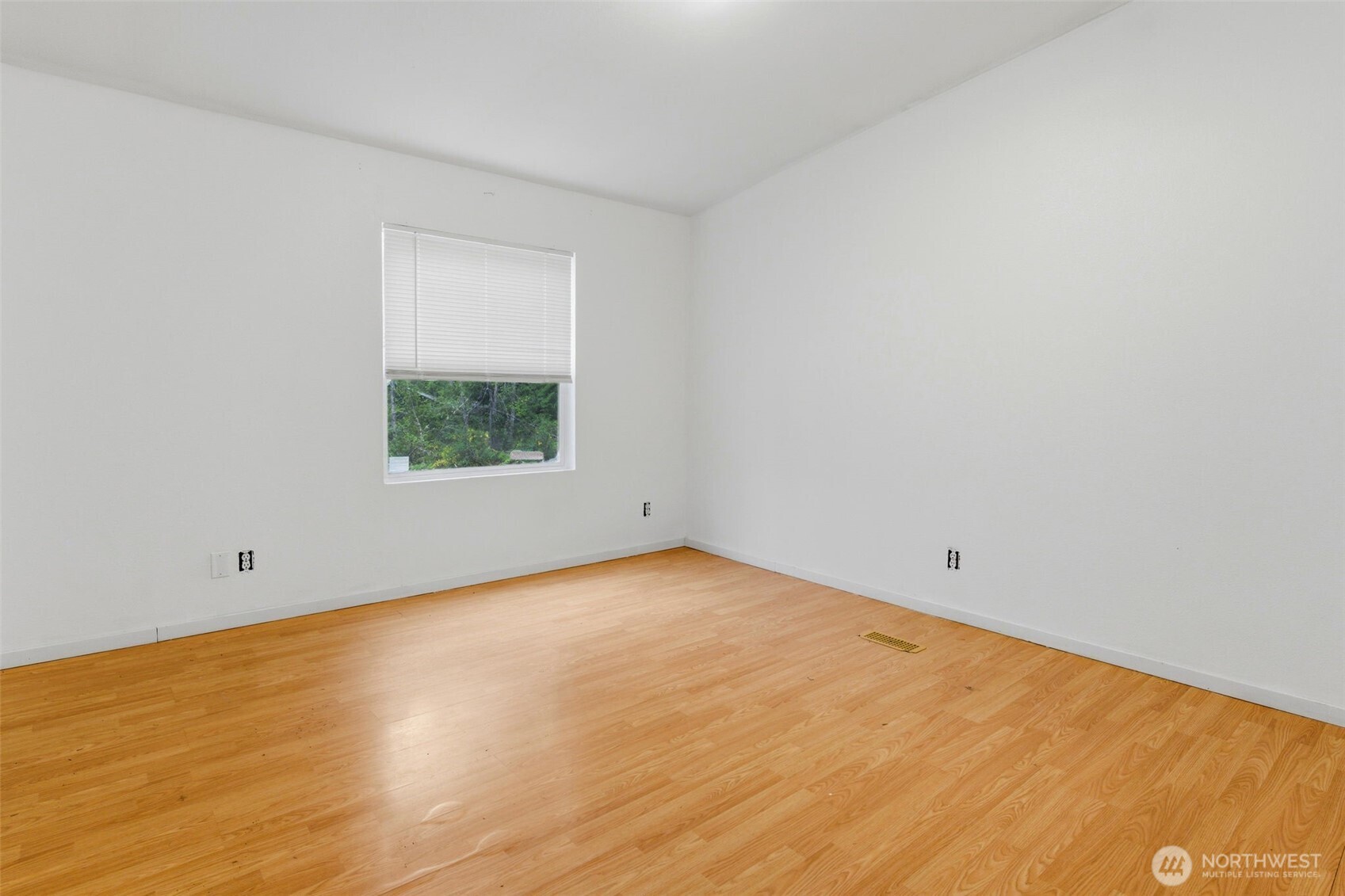 15511 Bay Ridge Drive NW, Poulsbo, WA 98370