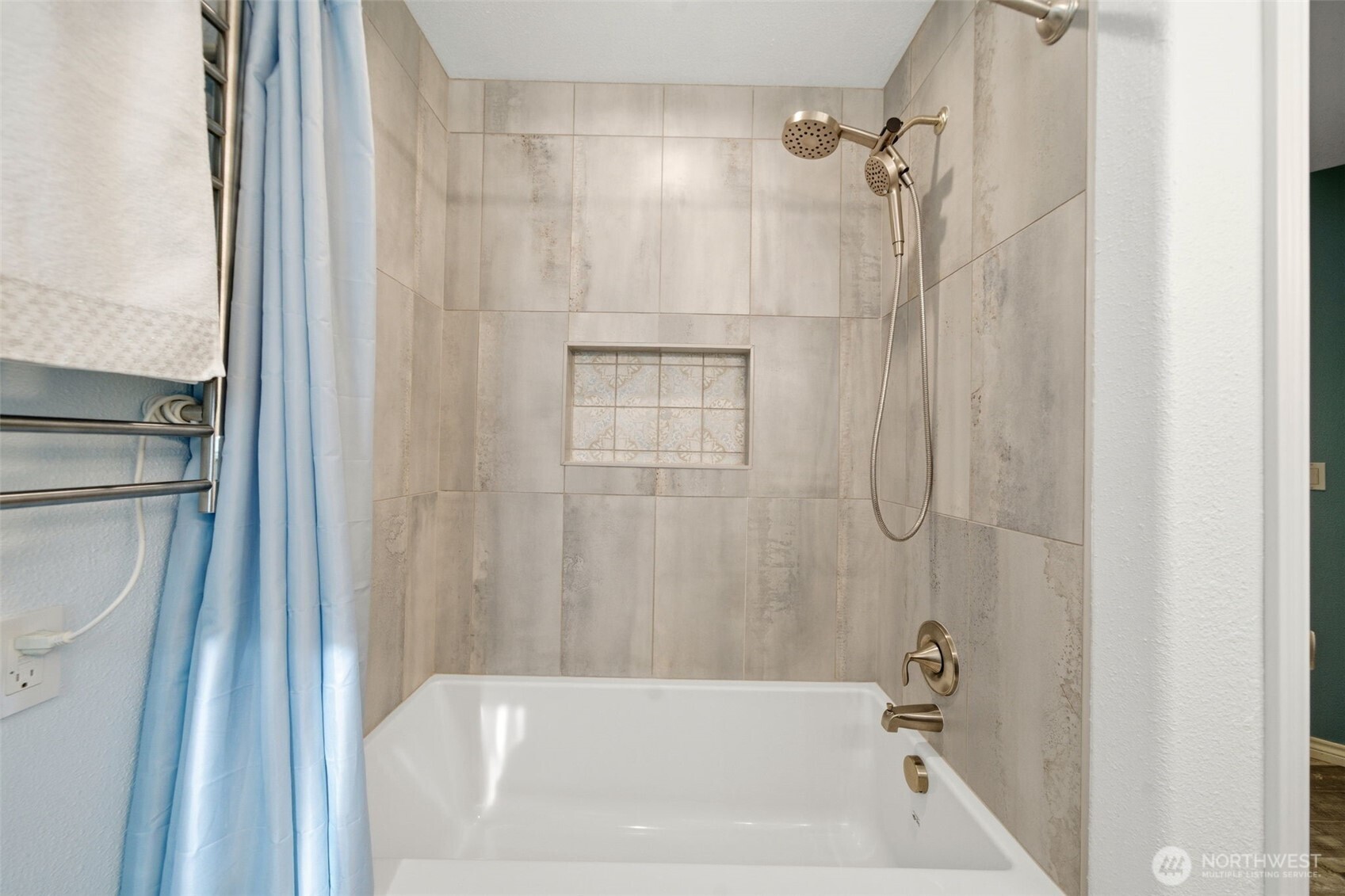 2407 NW 45th Avenue , Camas, WA 98607