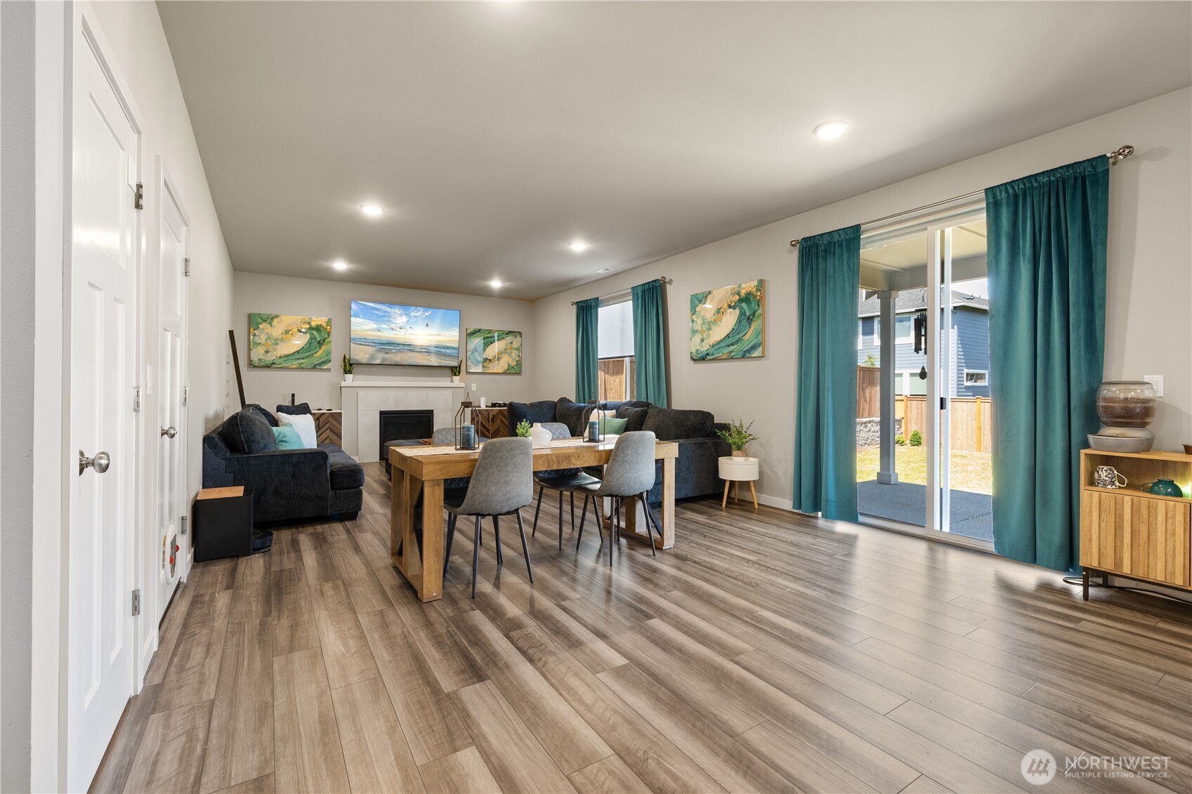 3639 SW Cardiff Street , Port Orchard, WA 98367