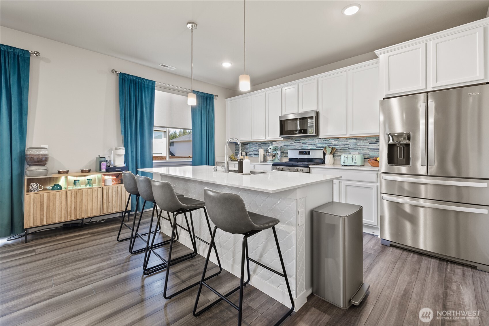 3639 SW Cardiff Street , Port Orchard, WA 98367