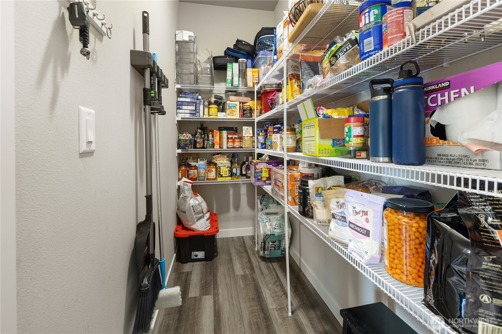 3639 SW Cardiff Street , Port Orchard, WA 98367
