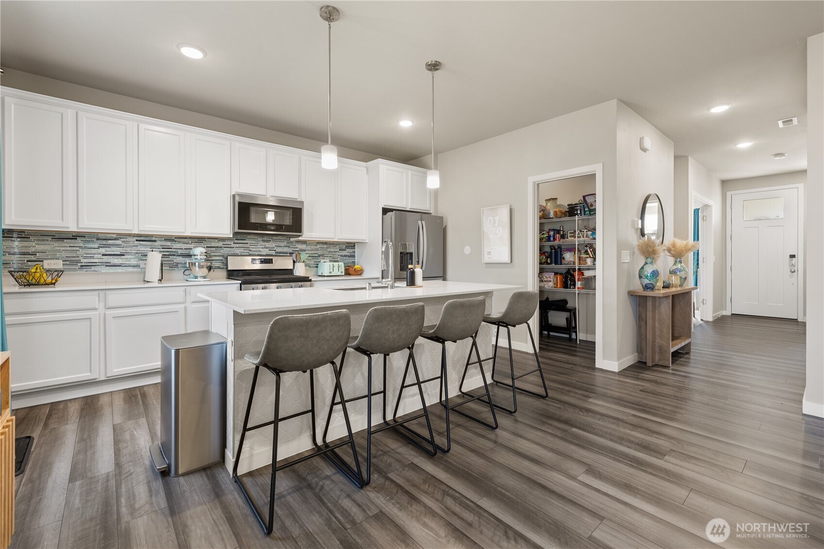 3639 SW Cardiff Street , Port Orchard, WA 98367