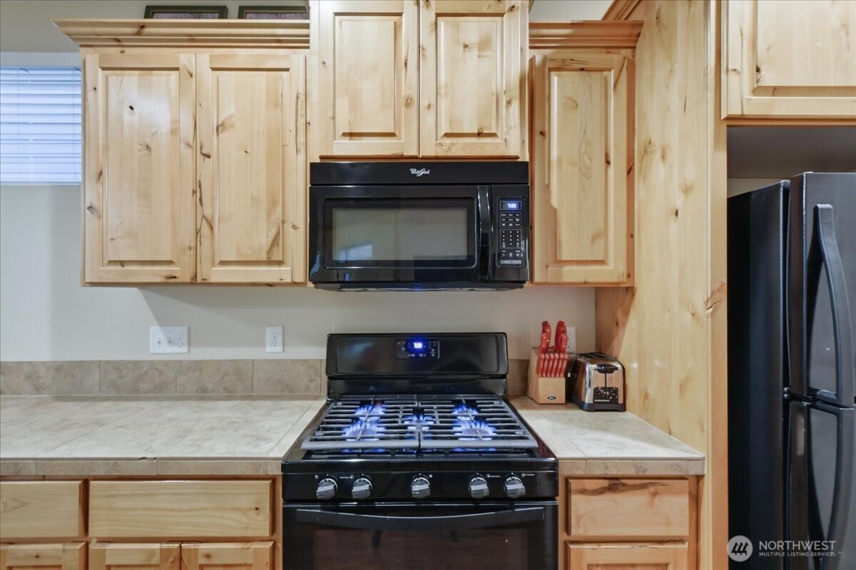 7405 NW 1st Place , Vancouver, WA 98665