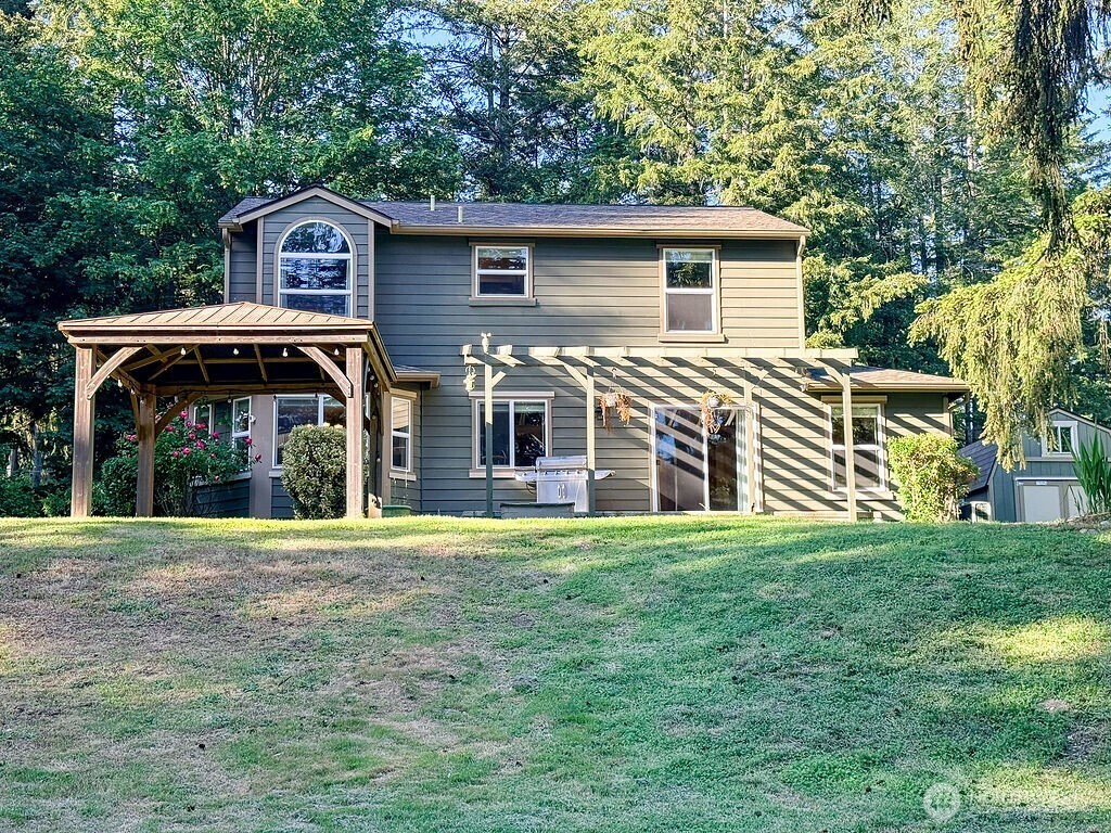8610 Long Lake Road SE, Port Orchard, WA 98367