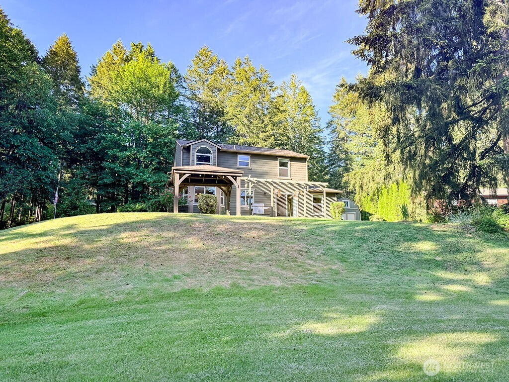 8610 Long Lake Road SE, Port Orchard, WA 98367