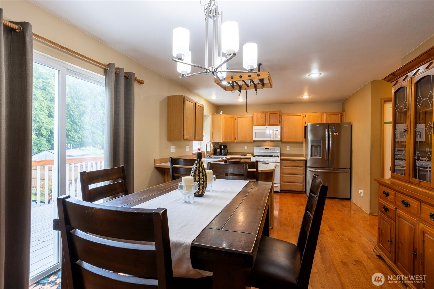 23184 Brandon Place NW, Poulsbo, WA 98370