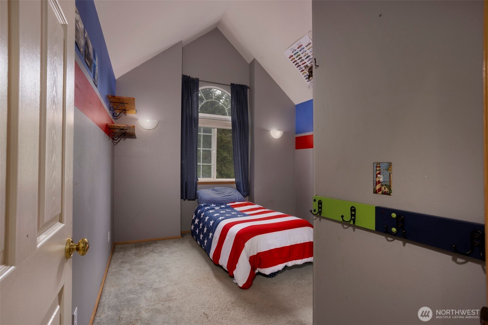 23184 Brandon Place NW, Poulsbo, WA 98370