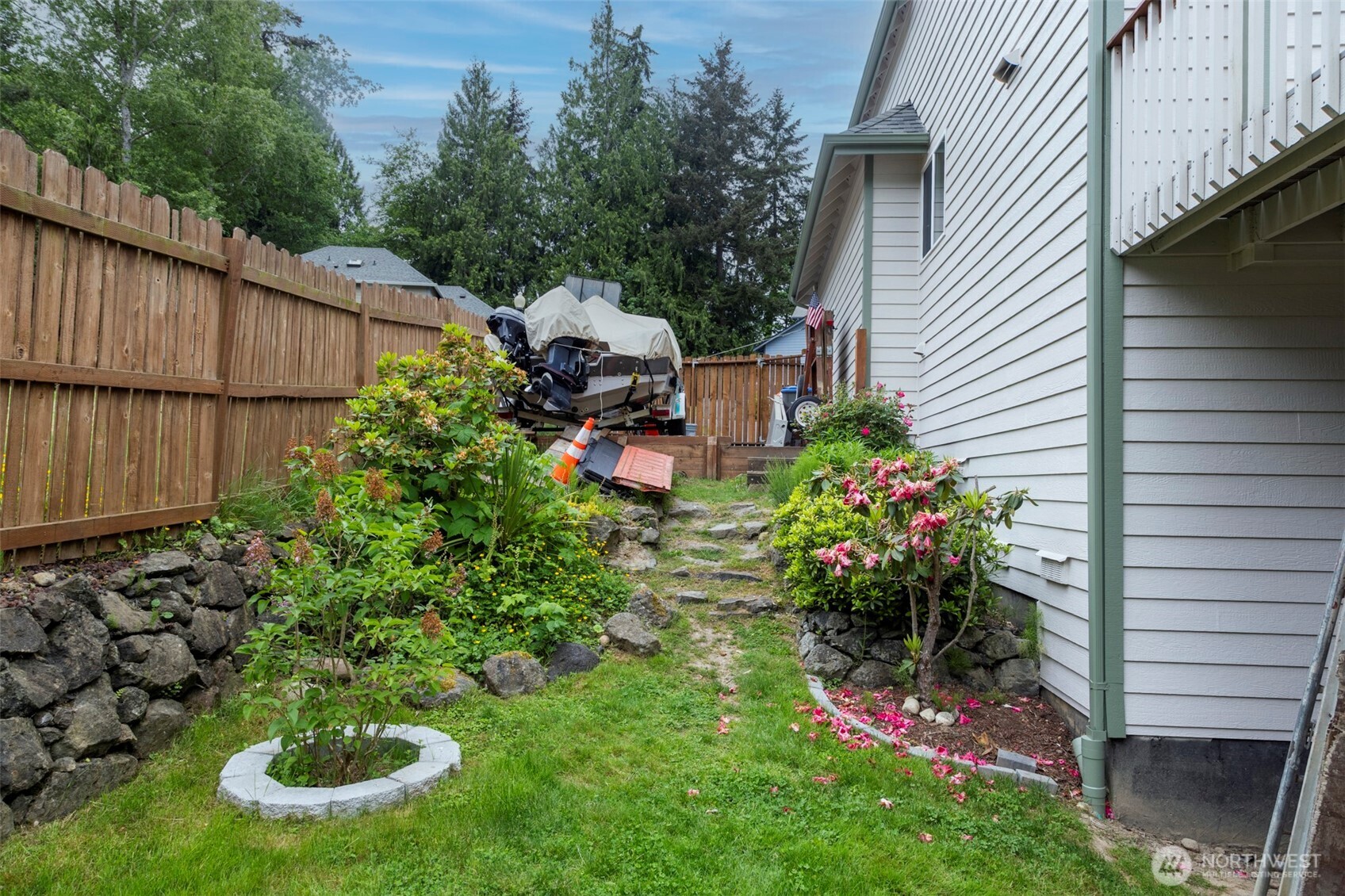 23184 Brandon Place NW, Poulsbo, WA 98370