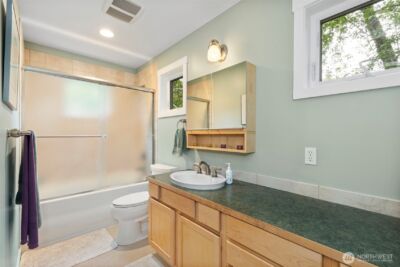 10218 NE Pine Way , Bainbridge Island, WA 98110 - Photo 18