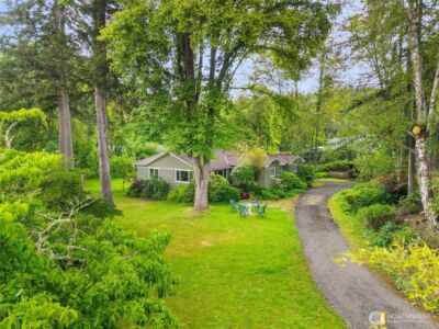 10218 NE Pine Way , Bainbridge Island, WA 98110 - Photo 36