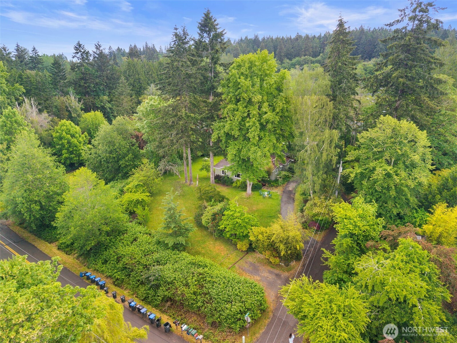 10218 NE Pine Way , Bainbridge Island, WA 98110