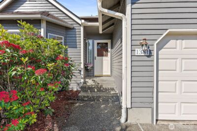 1381 NW Derryfield Drive , Silverdale, WA 98383 - Photo 2