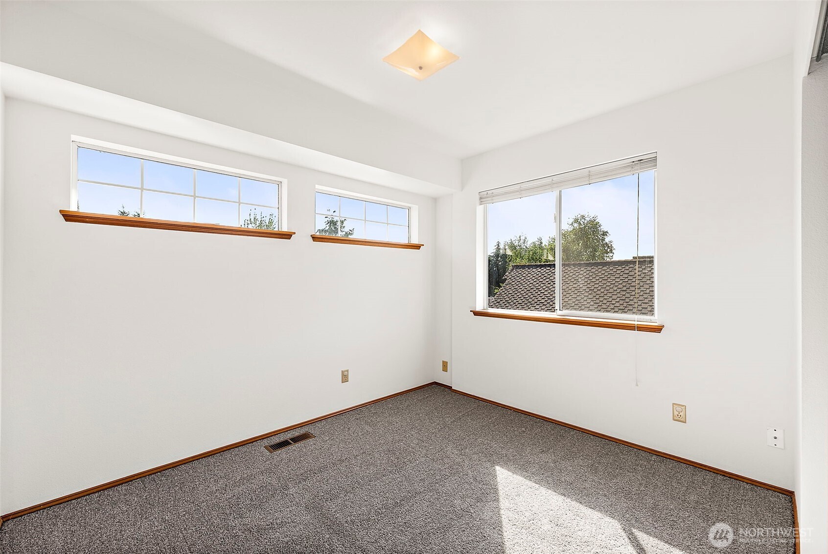 1381 NW Derryfield Drive , Silverdale, WA 98383