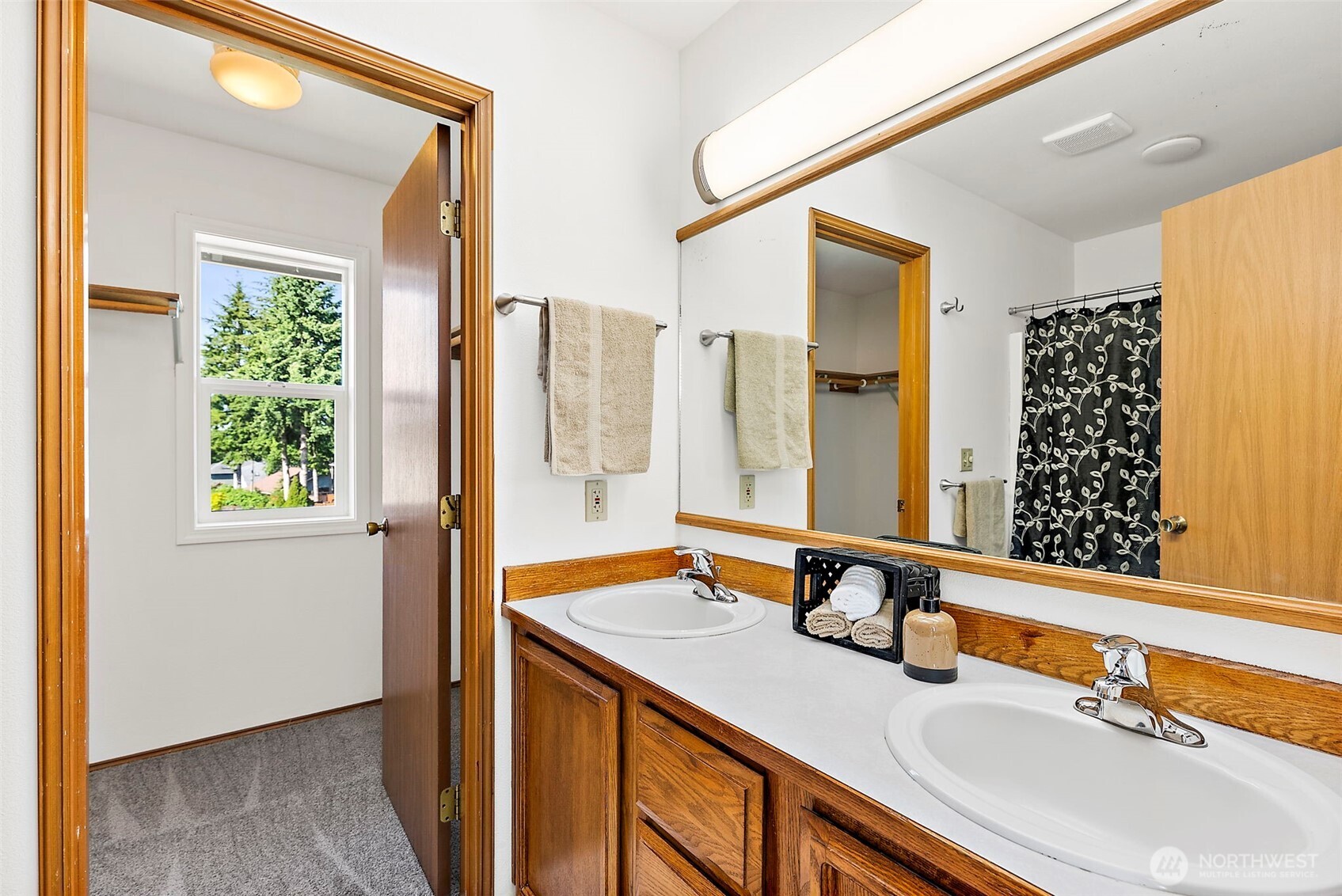 1381 NW Derryfield Drive , Silverdale, WA 98383