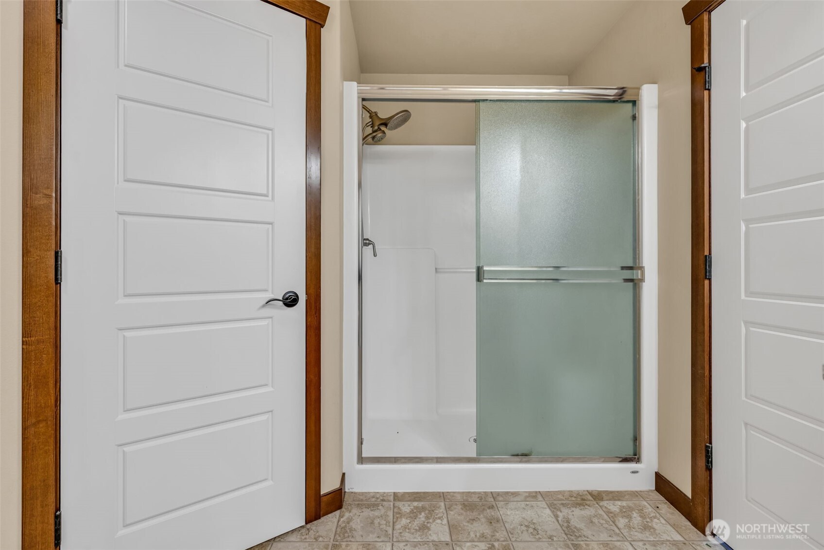 10787 Armada Avenue NW, Silverdale, WA 98383