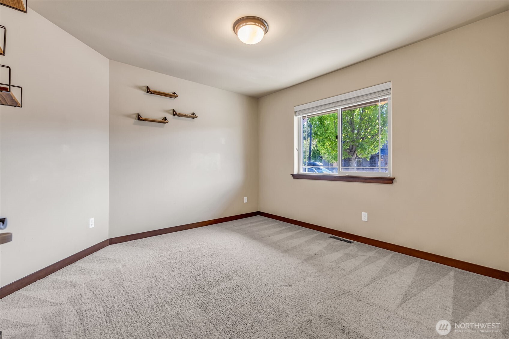 10787 Armada Avenue NW, Silverdale, WA 98383