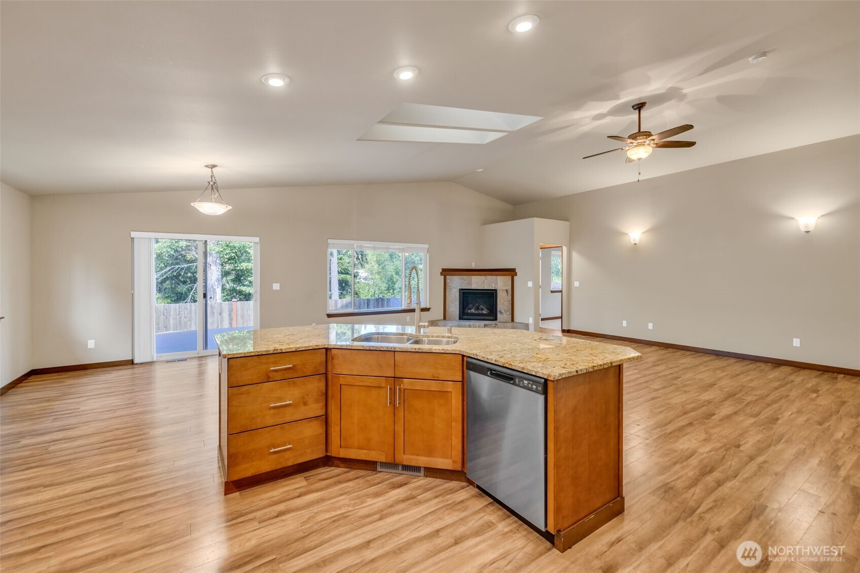 10787 Armada Avenue NW, Silverdale, WA 98383