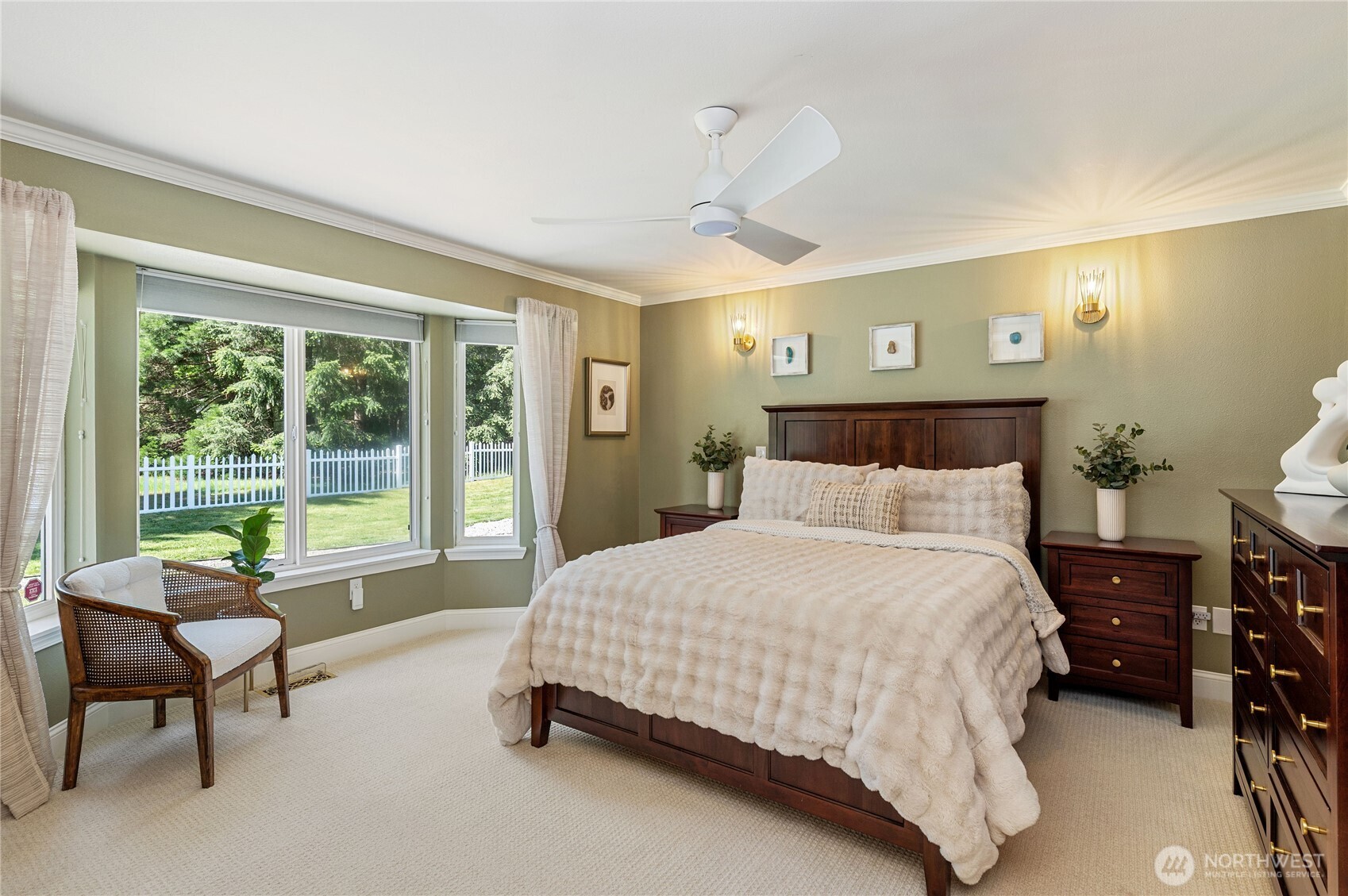 6300 SW Caboose Court , Port Orchard, WA 98367