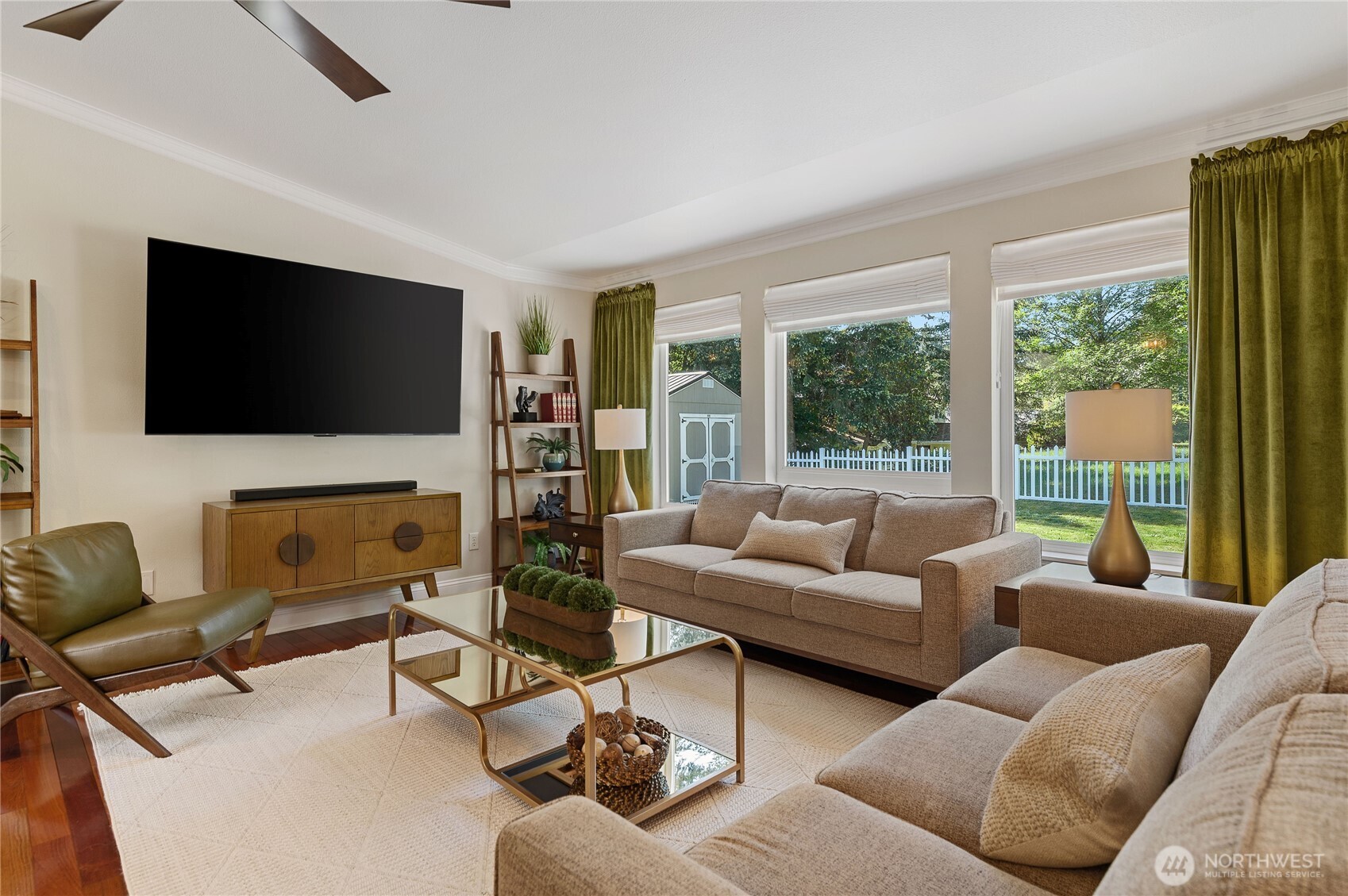 6300 SW Caboose Court , Port Orchard, WA 98367