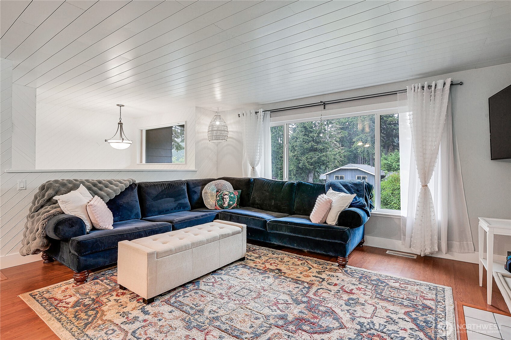 2625 NE Mary Court , Poulsbo, WA 98370