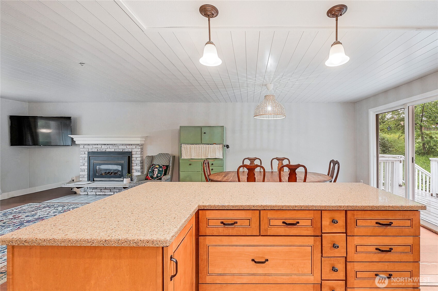 2625 NE Mary Court , Poulsbo, WA 98370