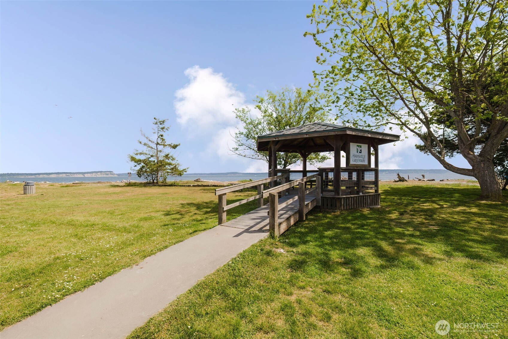 38742 Tinker Place NE, Hansville, WA 98340