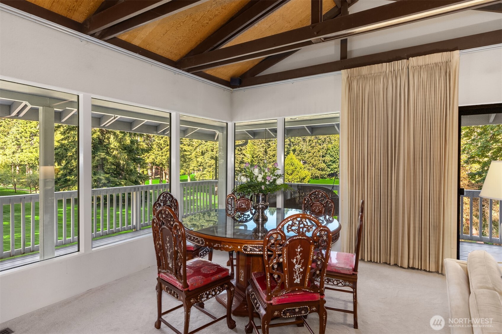 11186 Blue Pond Place NE, Bainbridge Island, WA 98110