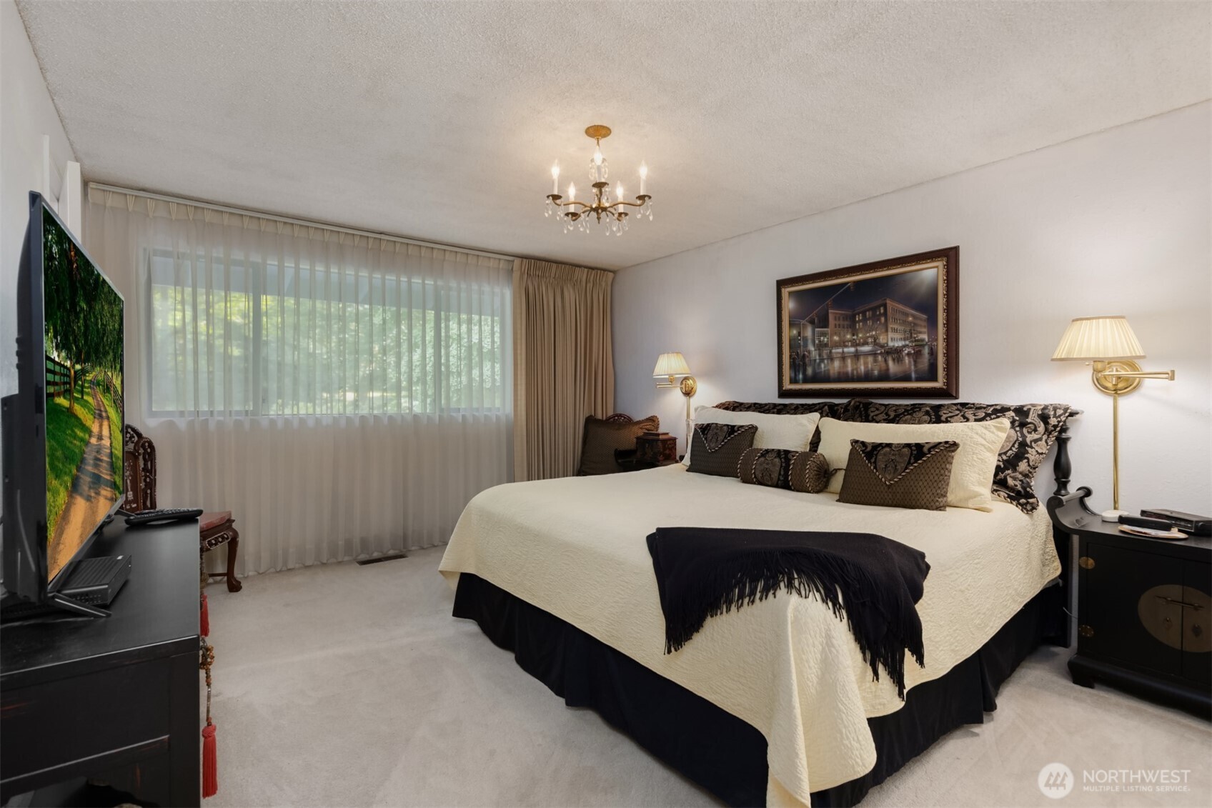 11186 Blue Pond Place NE, Bainbridge Island, WA 98110