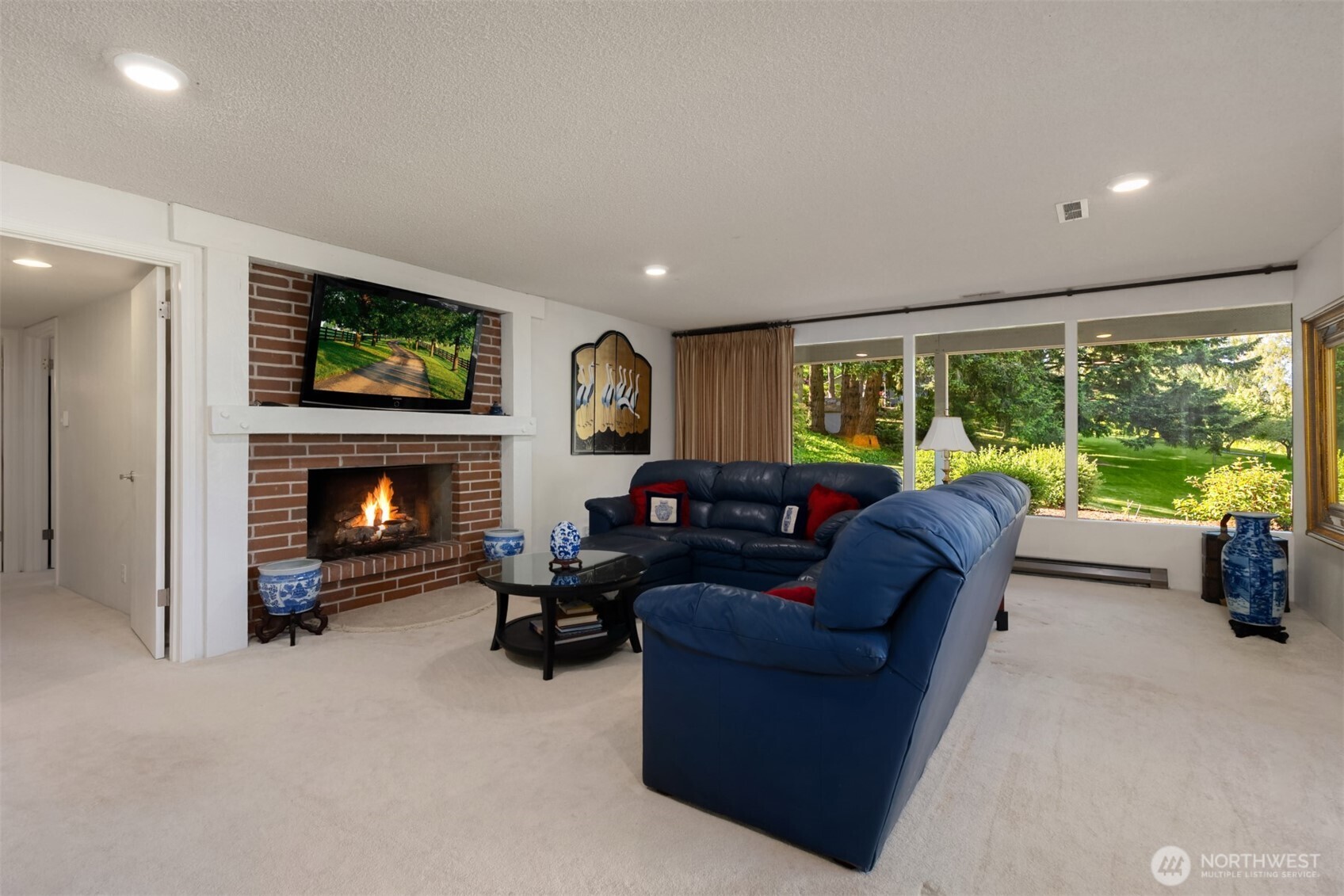 11186 Blue Pond Place NE, Bainbridge Island, WA 98110