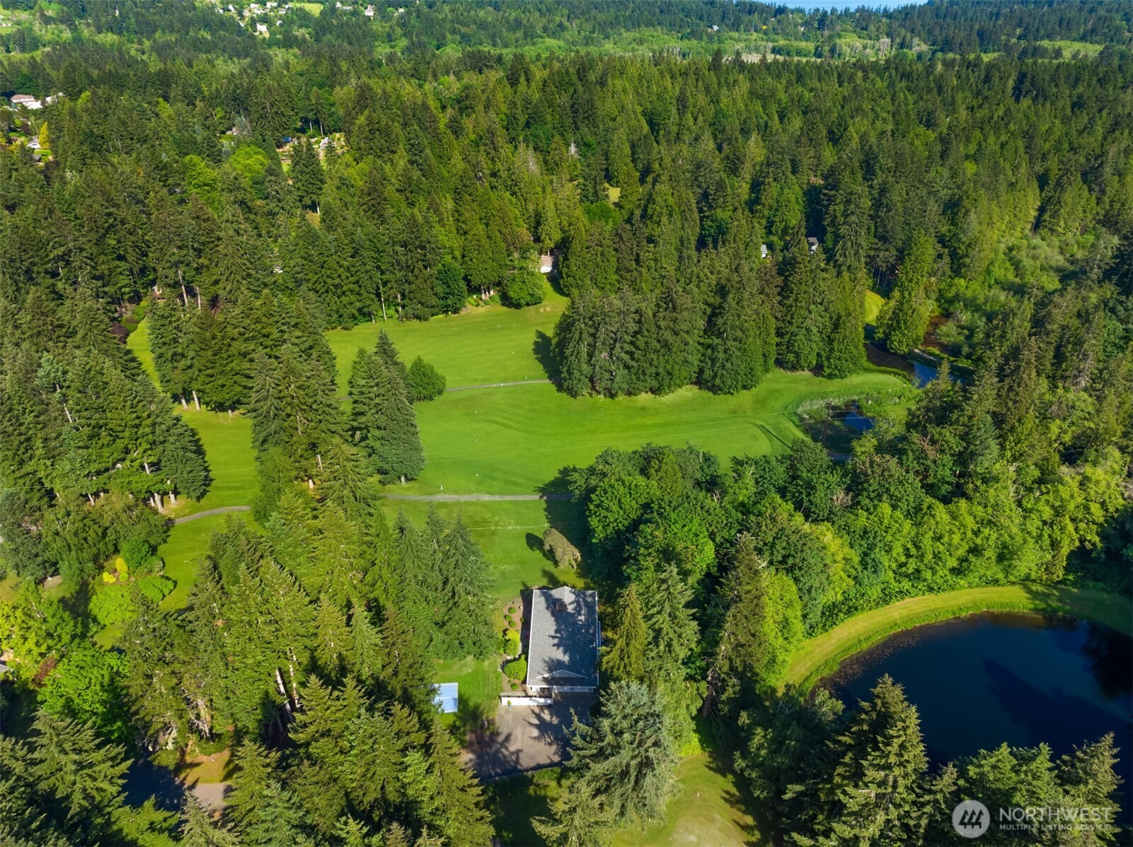 11186 Blue Pond Place NE, Bainbridge Island, WA 98110