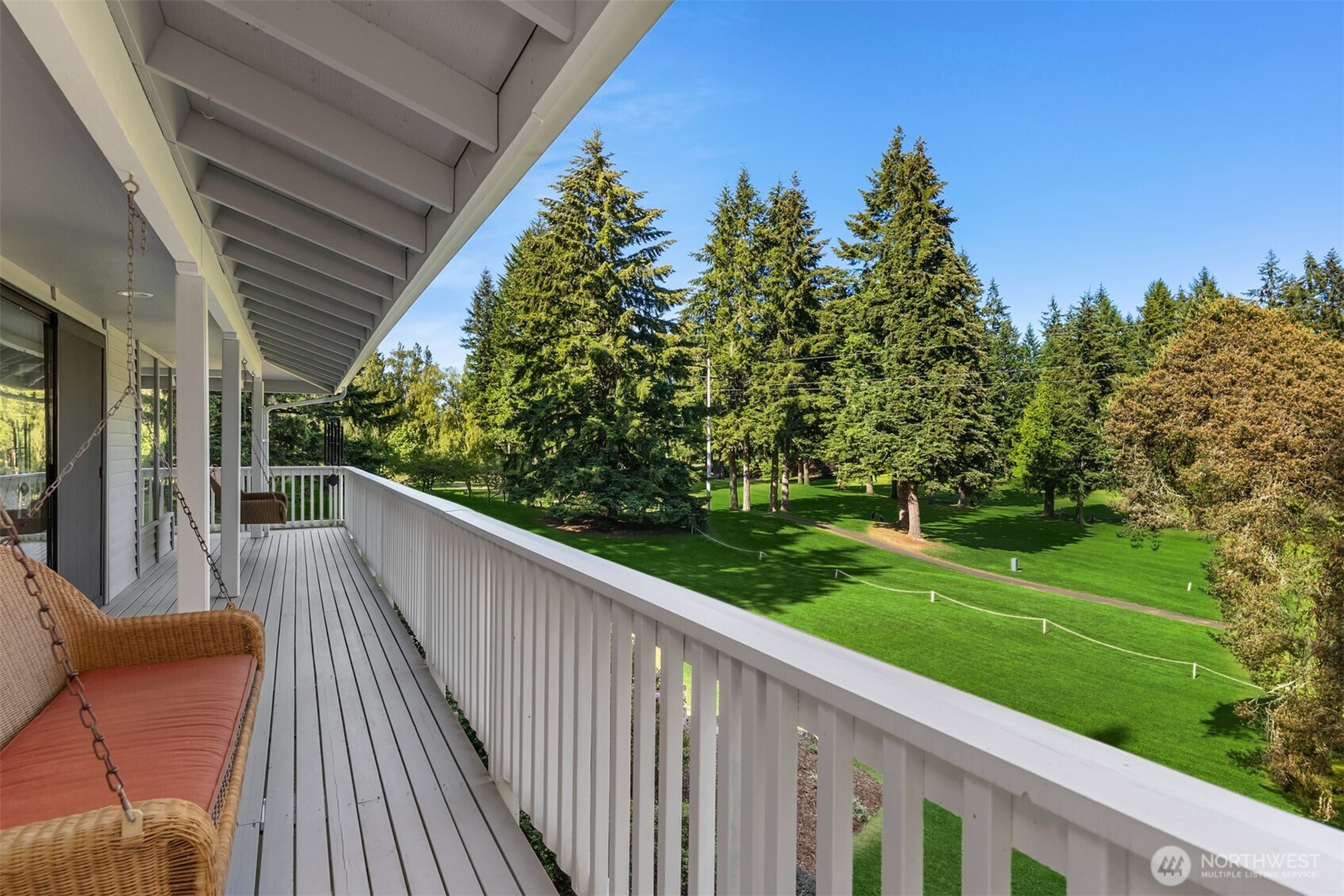 11186 Blue Pond Place NE, Bainbridge Island, WA 98110