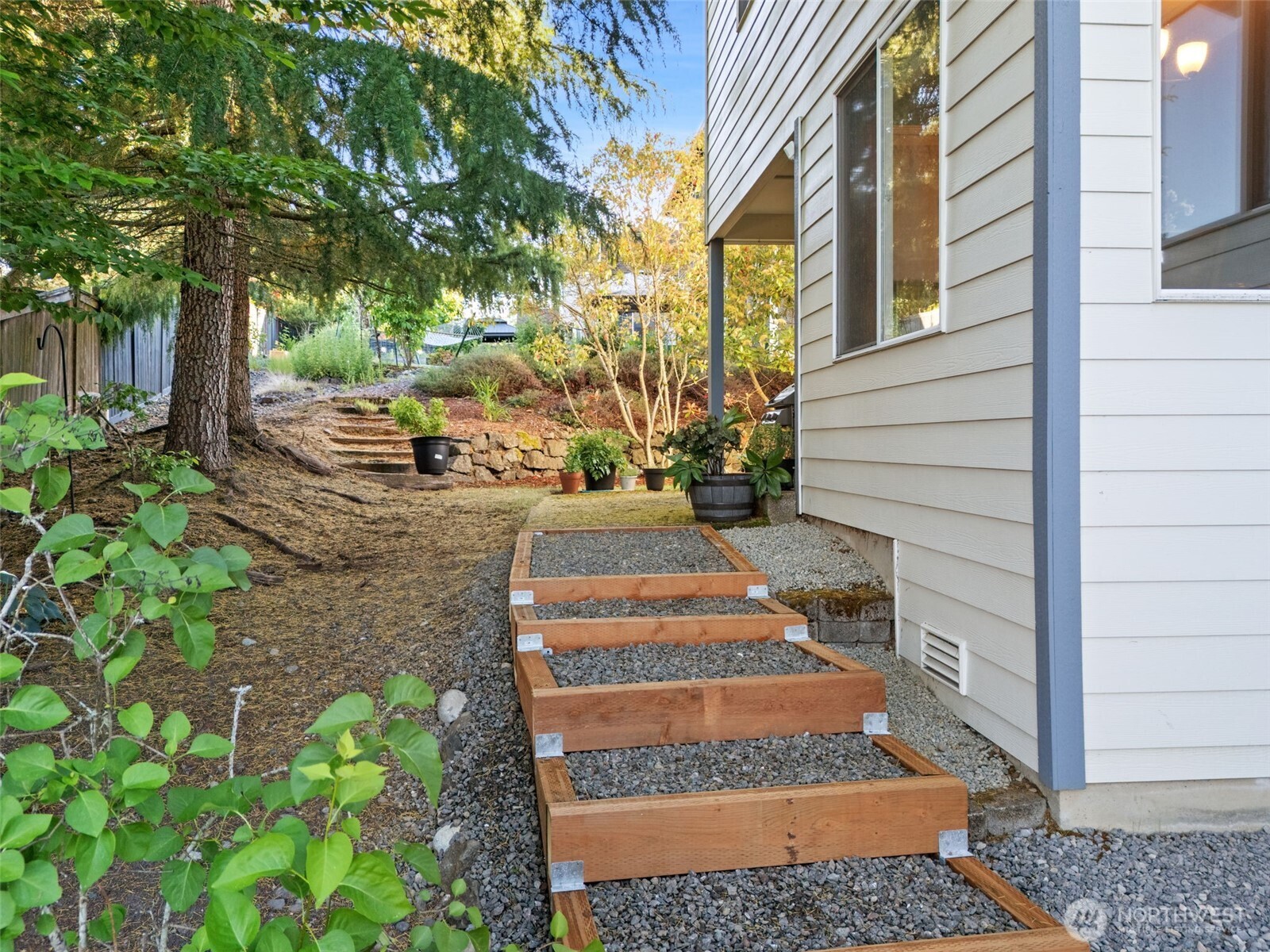 4851 NW Walgren Drive , Silverdale, WA 98383