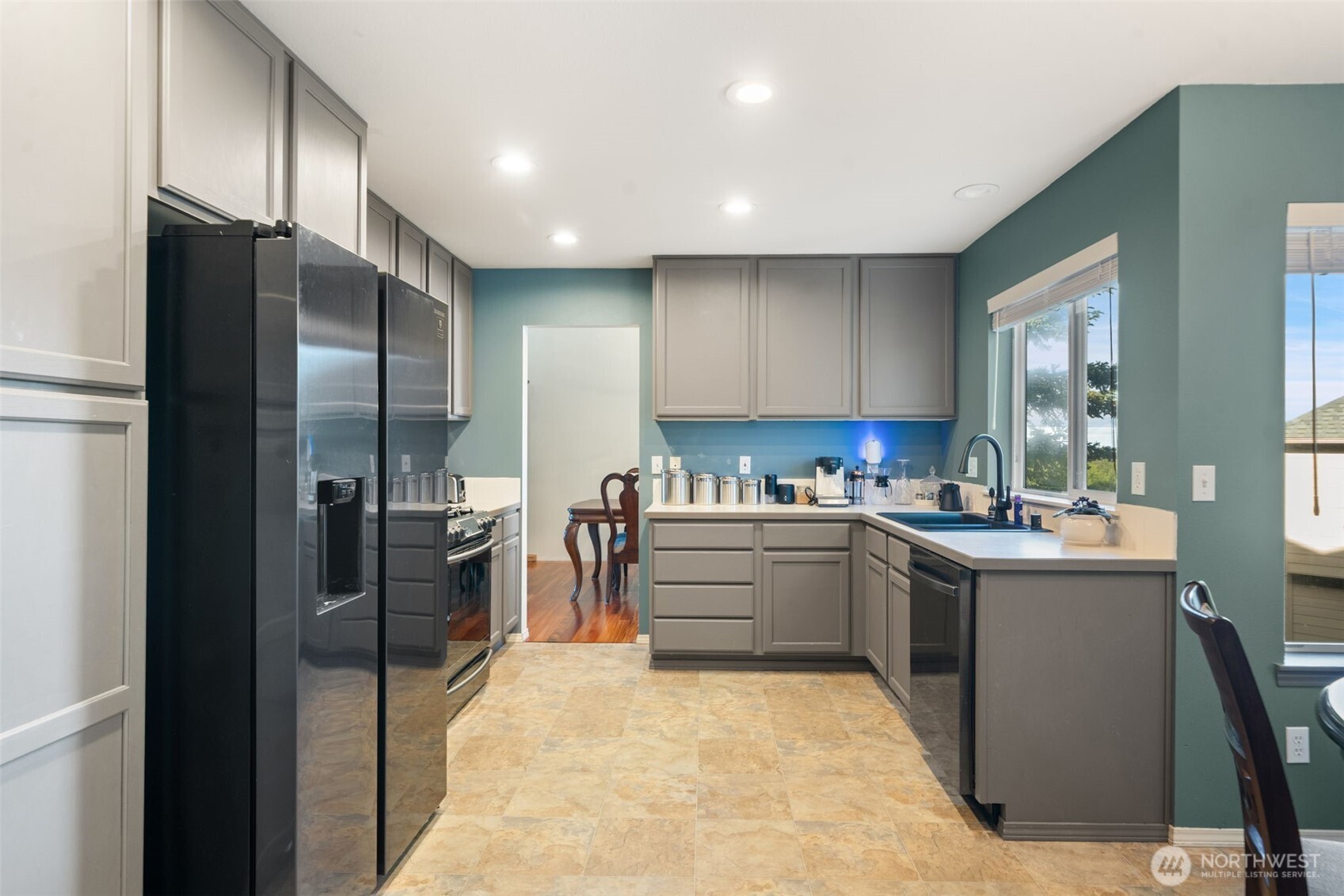 4851 NW Walgren Drive , Silverdale, WA 98383