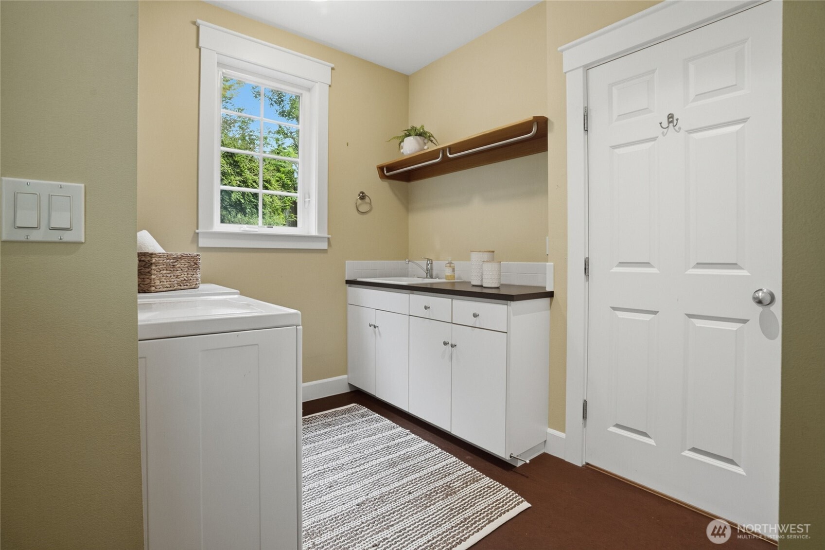 474 Glen Hollow Place SW, Bainbridge Island, WA 98110