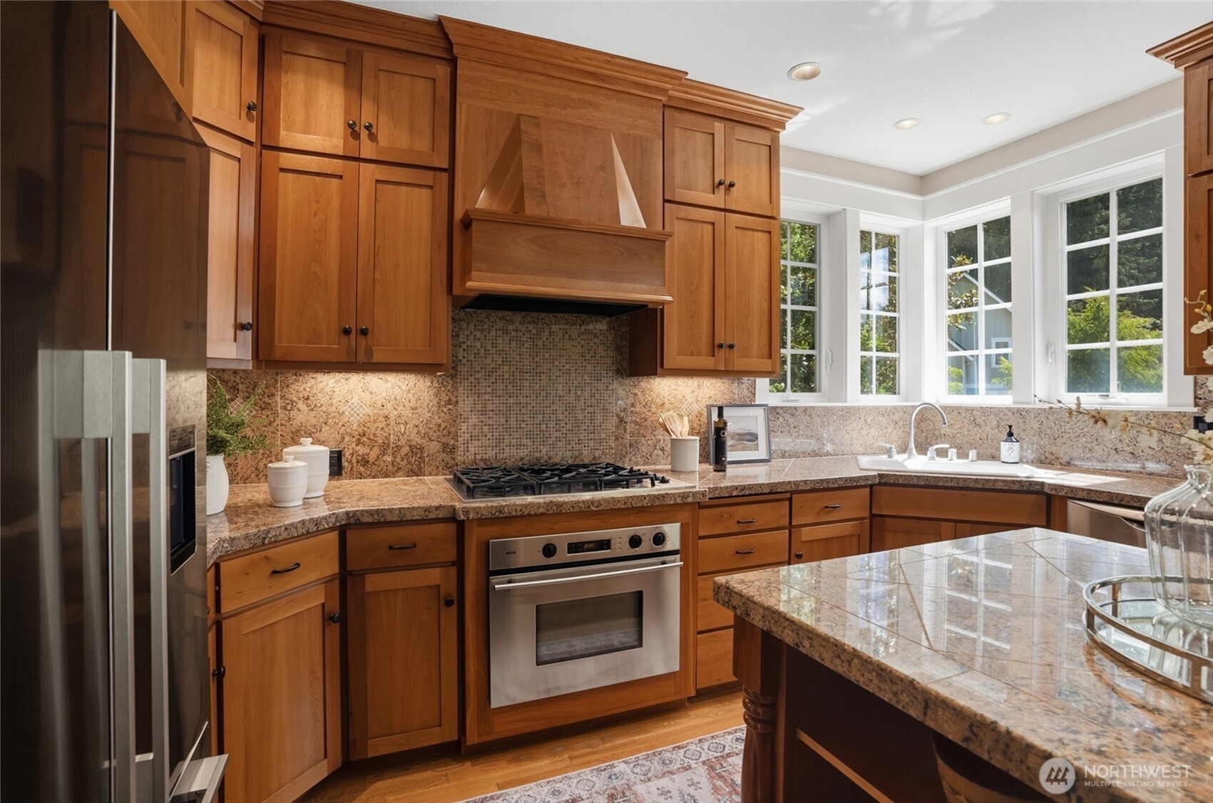 474 Glen Hollow Place SW, Bainbridge Island, WA 98110